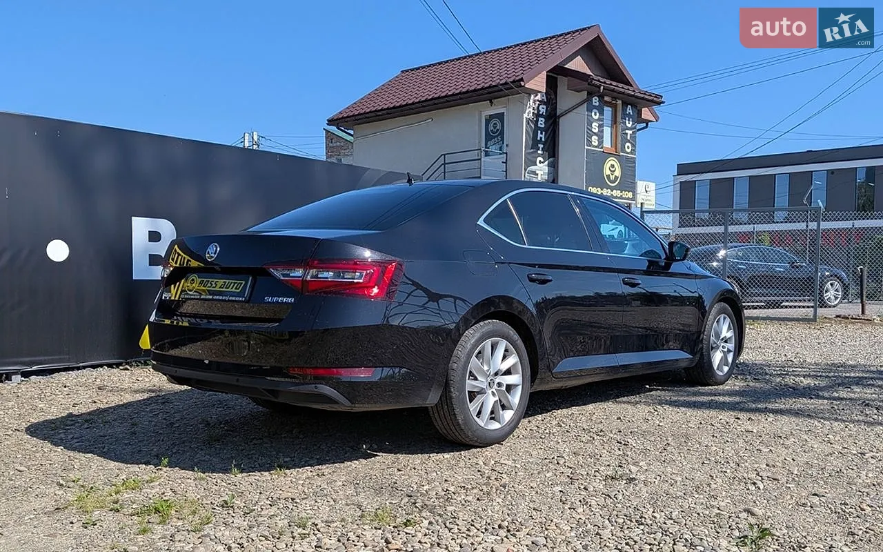 2019 Skoda Superb - мініатюра 7