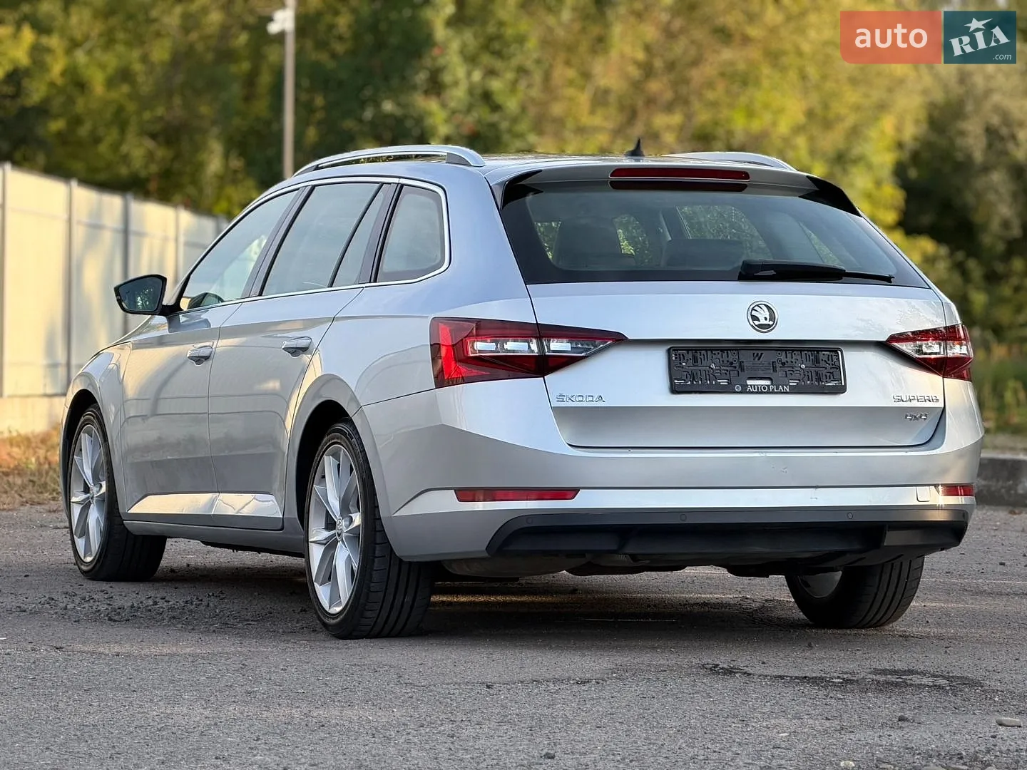 2018 Skoda Superb - мініатюра 11