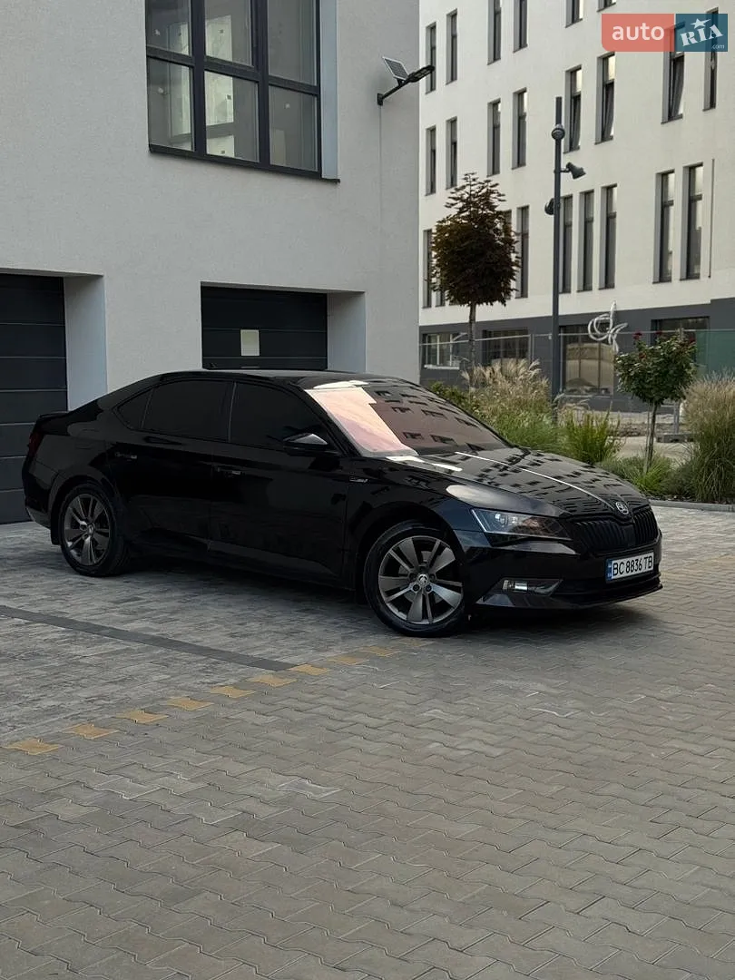 2018 Skoda Superb - мініатюра 3