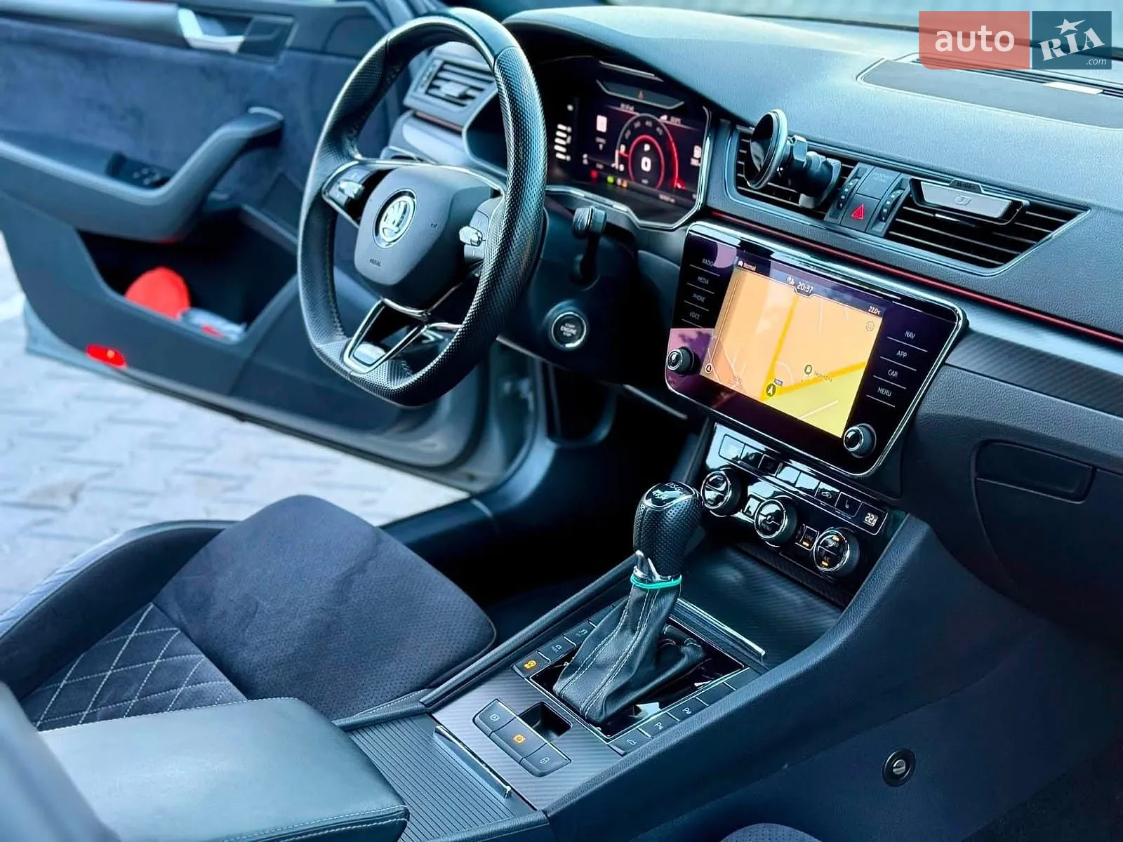 2021 Skoda Superb - мініатюра 18