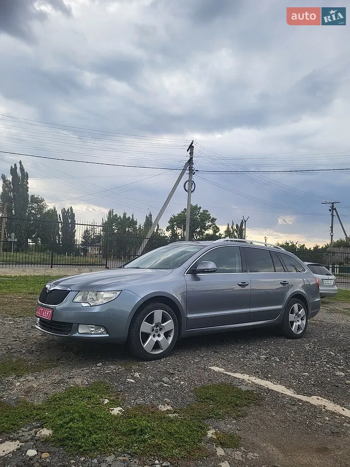 2013 Volkswagen Phaeton - мініатюра 11