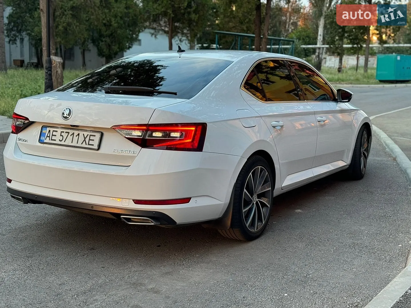 2015 Skoda Superb - мініатюра 3