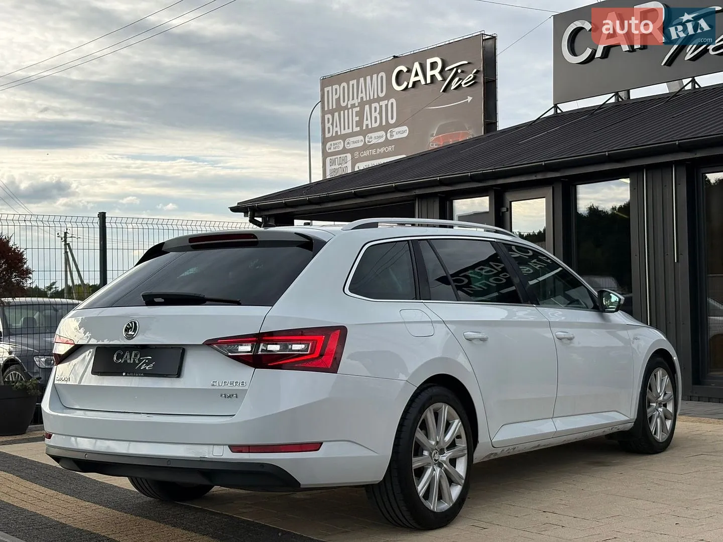 2015 Skoda Superb - мініатюра 7