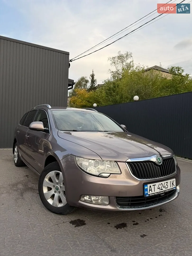 2010 Skoda Superb - мініатюра 14