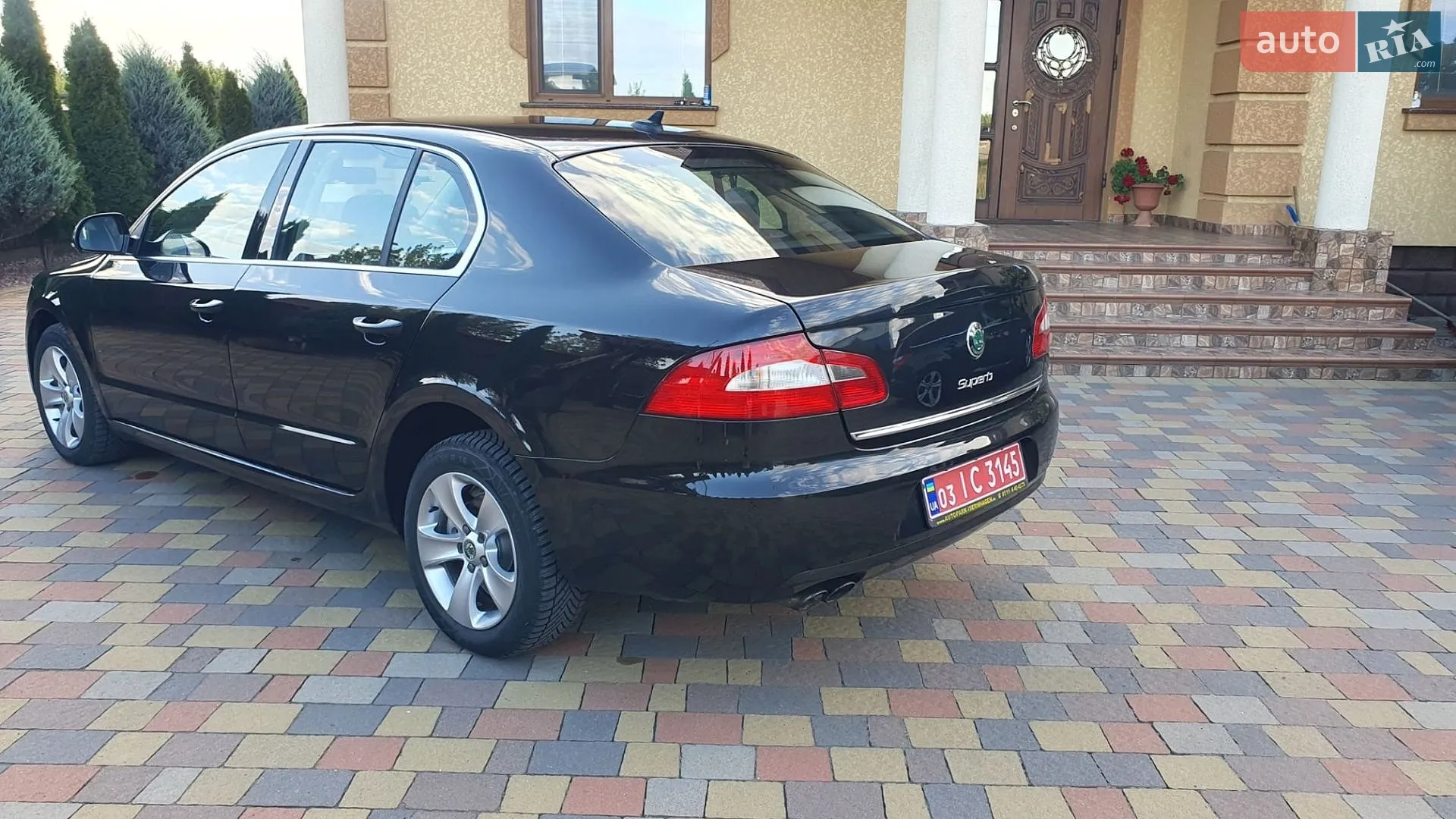 2010 Skoda Superb - мініатюра 13