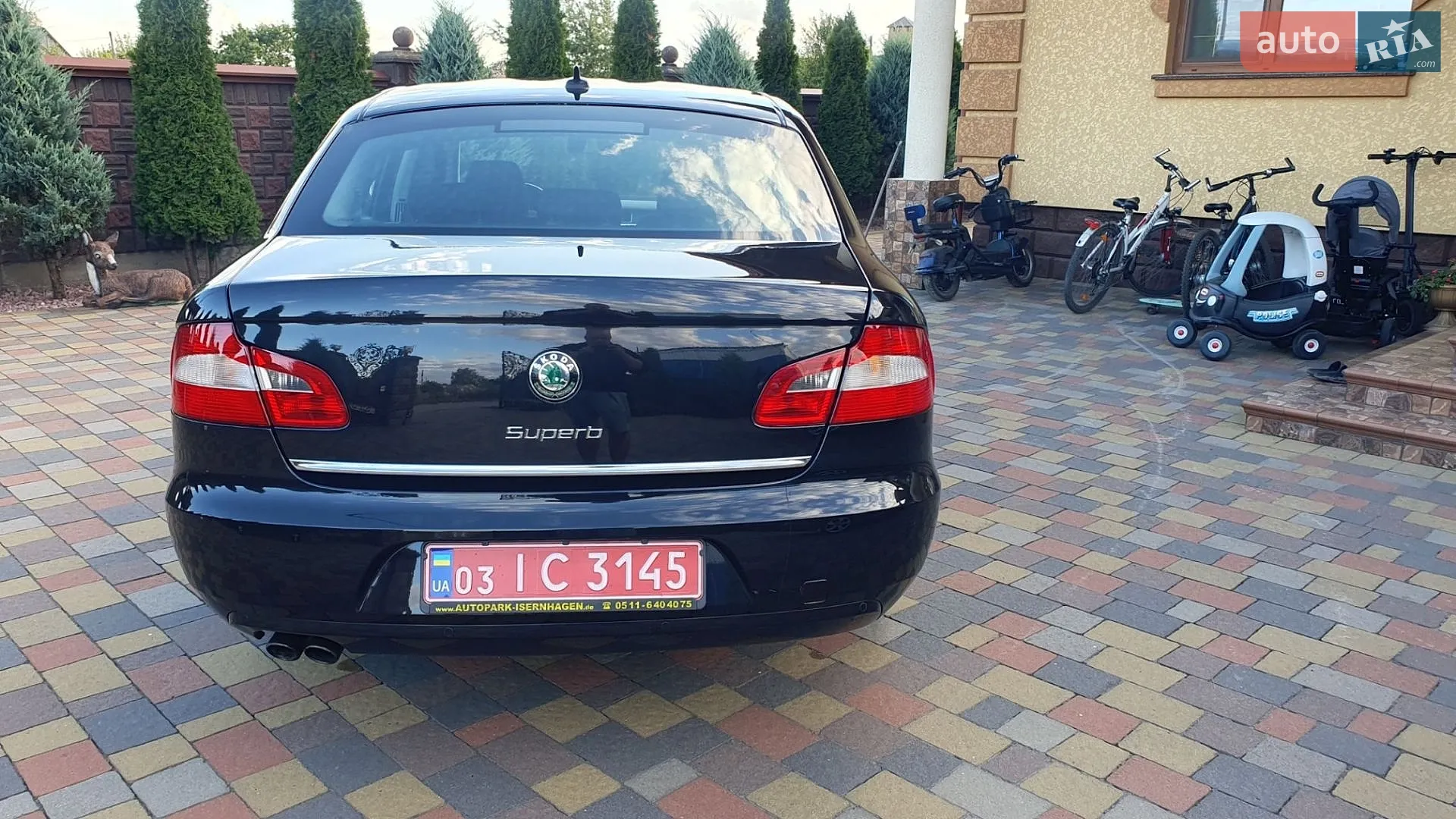 2010 Skoda Superb - мініатюра 12