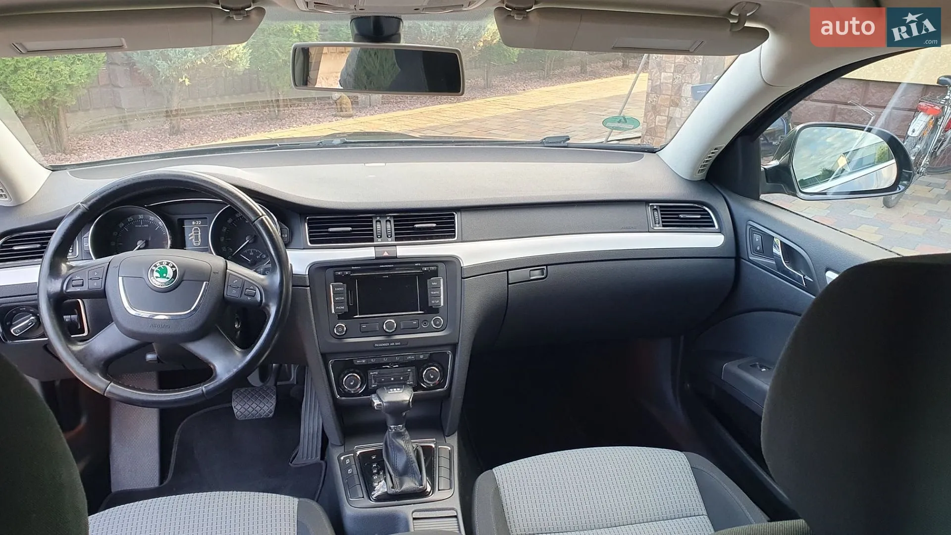 2010 Skoda Superb - мініатюра 22