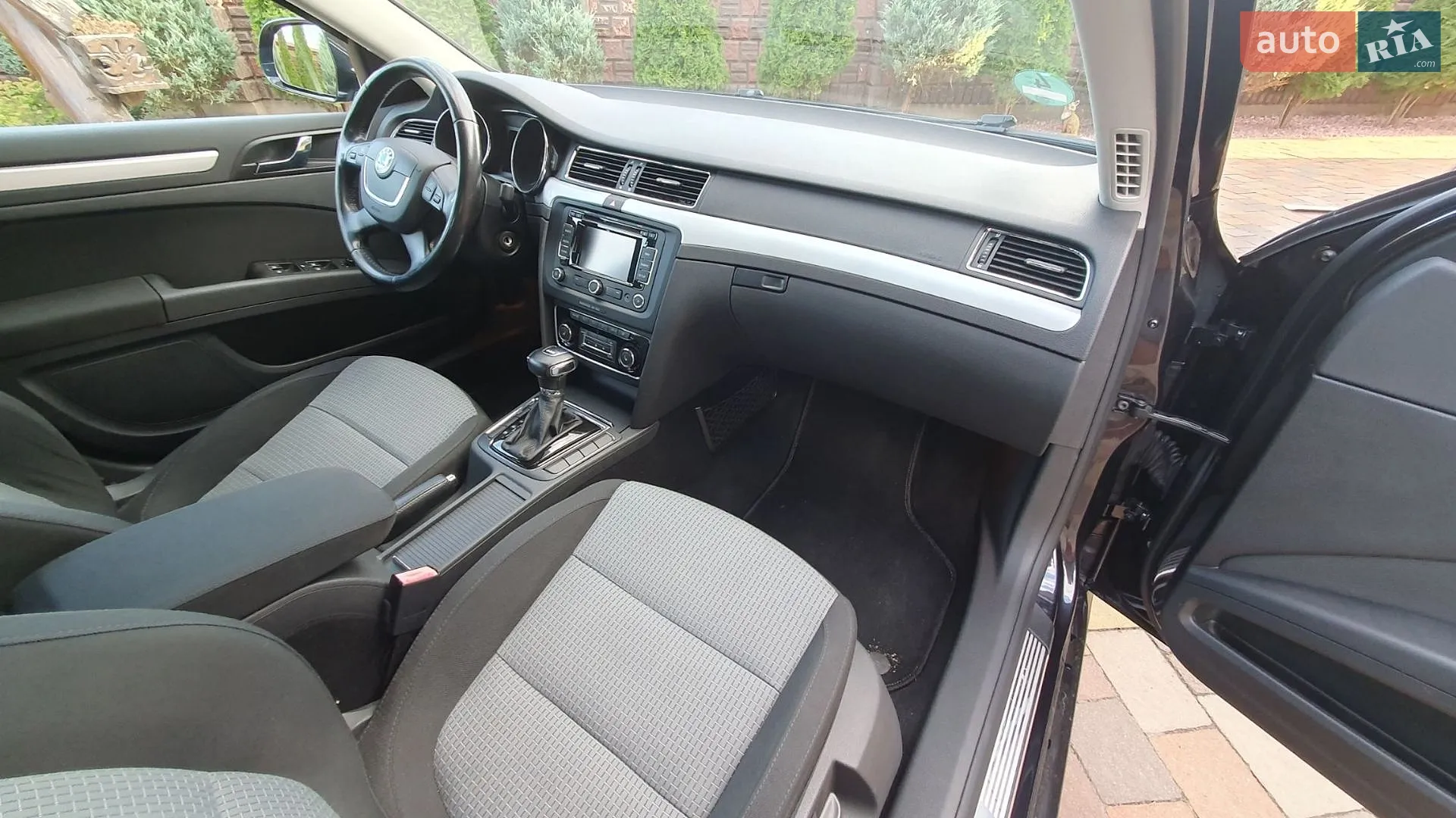 2010 Skoda Superb - мініатюра 25
