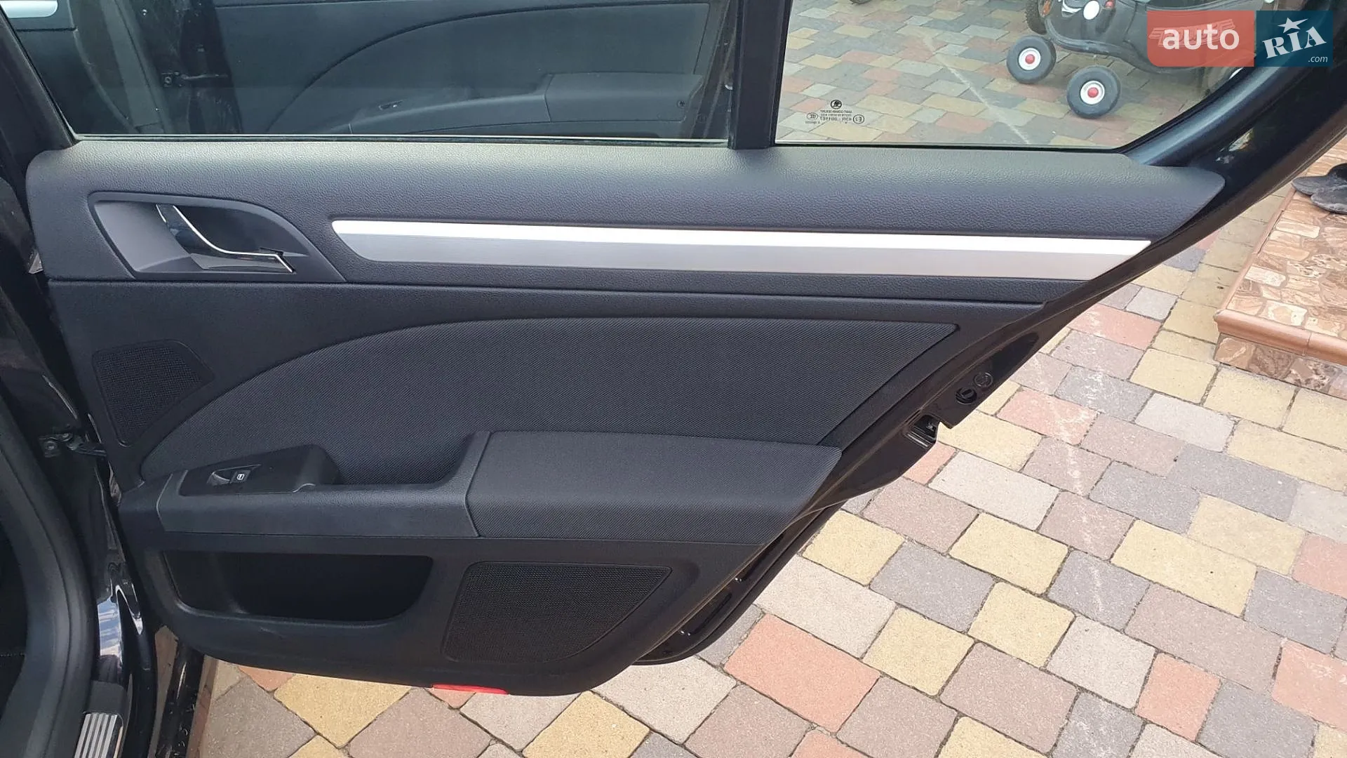 2010 Skoda Superb - мініатюра 27