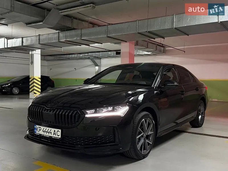 Skoda Superb 2025