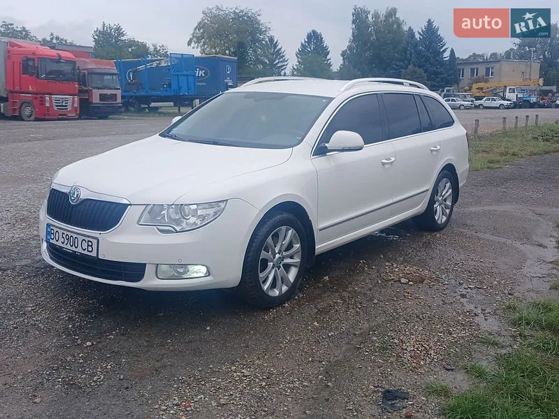 Skoda Superb 2012
