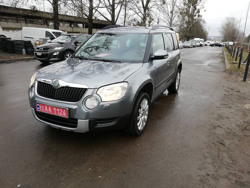 Внедорожник / Кроссовер Skoda Yeti 2010 в Луцке