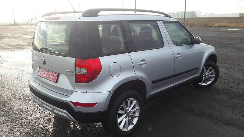 Позашляховик / Кросовер Skoda Yeti 2017 в Радивиліві