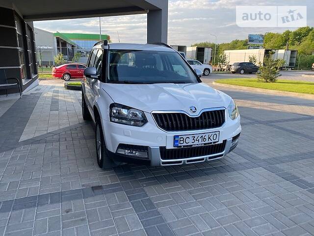 Внедорожник / Кроссовер Skoda Yeti 2015 в Львове