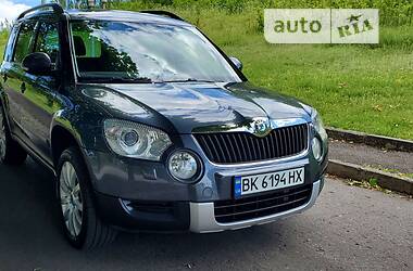 Універсал Skoda Yeti 2010 в Рівному