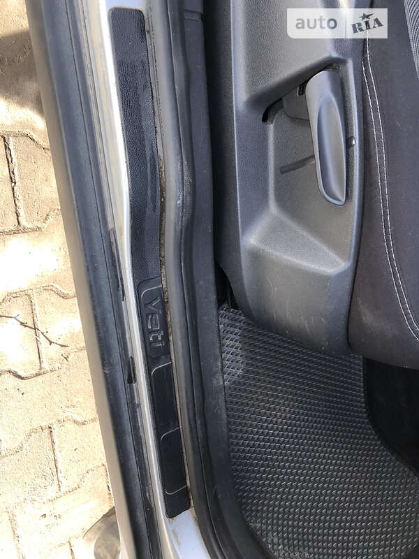 Позашляховик / Кросовер Skoda Yeti 2010 в Волочиську