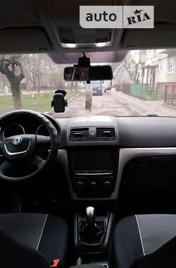 Внедорожник / Кроссовер Skoda Yeti 2009 в Стрые