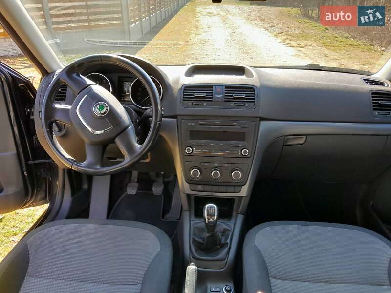 Внедорожник / Кроссовер Skoda Yeti 2012 в Барановке