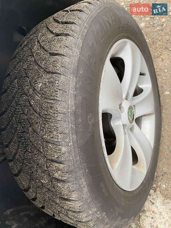 Внедорожник / Кроссовер Skoda Yeti 2011 в Киеве