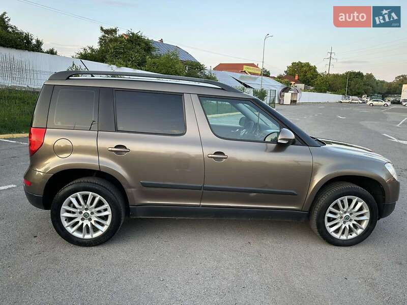 Внедорожник / Кроссовер Skoda Yeti 2011 в Ужгороде