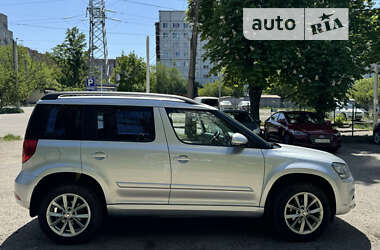 Позашляховик / Кросовер Skoda Yeti 2014 в Харкові