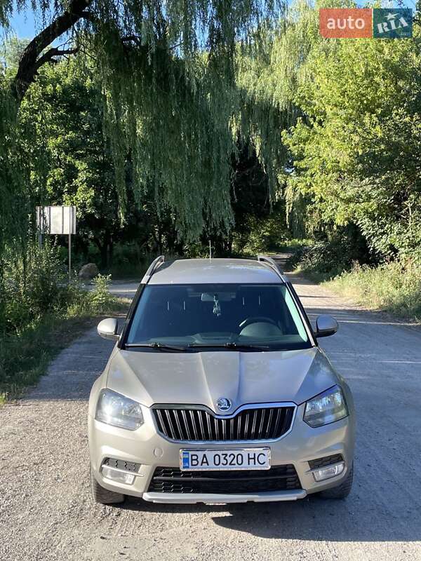 Внедорожник / Кроссовер Skoda Yeti 2014 в Знаменке