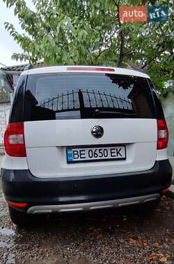 Внедорожник / Кроссовер Skoda Yeti 2011 в 
