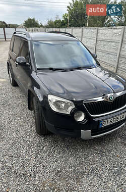 Внедорожник / Кроссовер Skoda Yeti 2011 в 