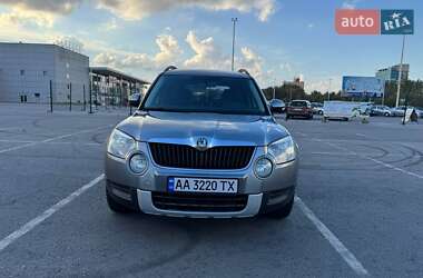 Внедорожник / Кроссовер Skoda Yeti 2009 в 