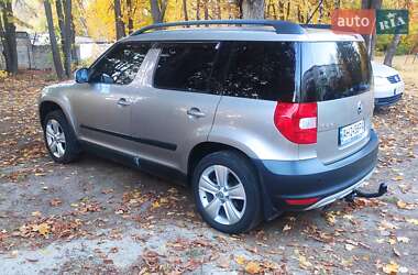 Внедорожник / Кроссовер Skoda Yeti 2012 в 