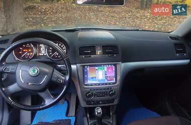 Внедорожник / Кроссовер Skoda Yeti 2012 в 