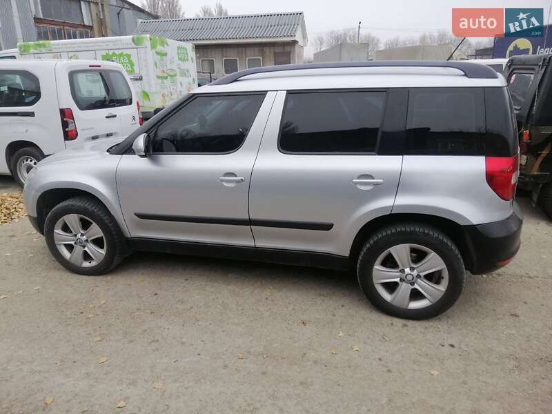 Позашляховик / Кросовер Skoda Yeti 2011 в Кам'янець-Подільському