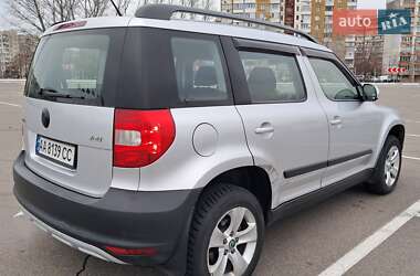 Позашляховик / Кросовер Skoda Yeti 2012 в Києві