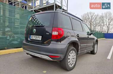 Внедорожник / Кроссовер Skoda Yeti 2011 в Каменском