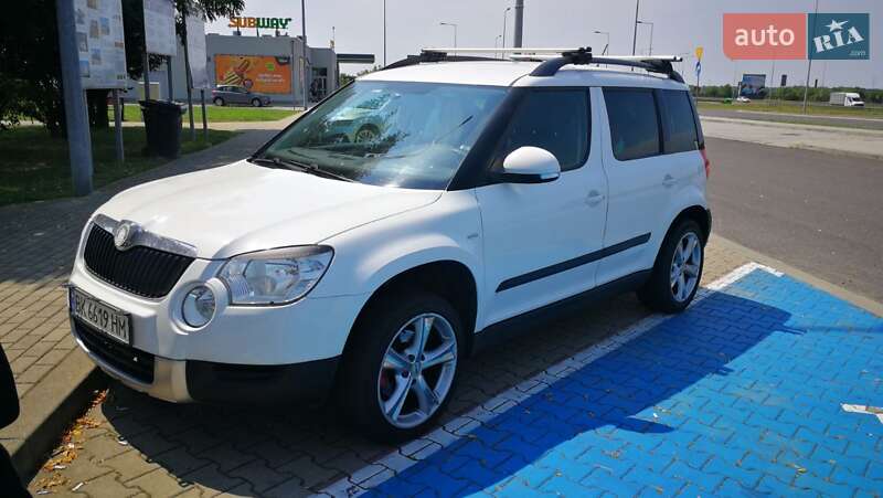 Внедорожник / Кроссовер Skoda Yeti 2011 в 