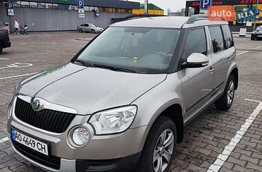 Позашляховик / Кросовер Skoda Yeti 2012 в Києві