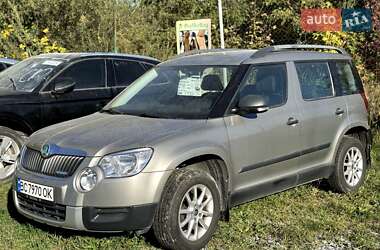 Внедорожник / Кроссовер Skoda Yeti 2010 в 