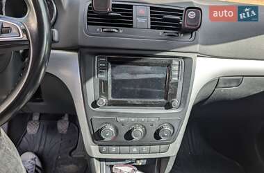 Внедорожник / Кроссовер Skoda Yeti 2015 в 