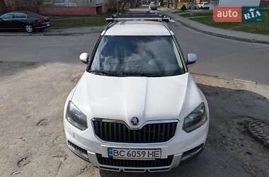 Внедорожник / Кроссовер Skoda Yeti 2015 в 