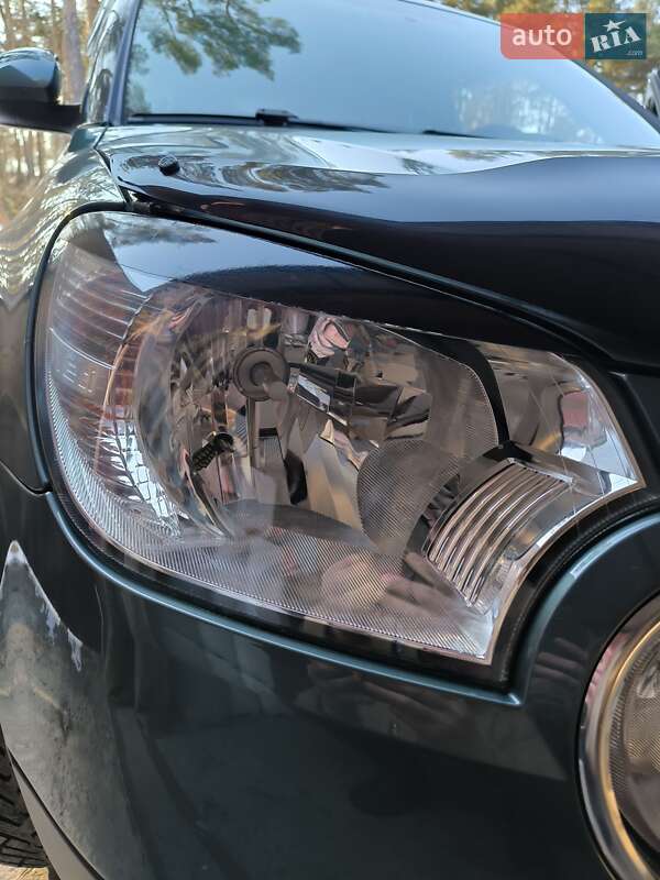 Внедорожник / Кроссовер Skoda Yeti 2012 в Звягеле фото 10 Внедорожник / Кроссовер Skoda Yeti 2012 в Звягеле