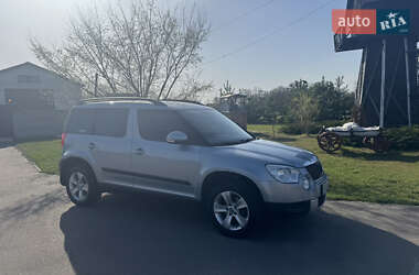 Внедорожник / Кроссовер Skoda Yeti 2012 в 