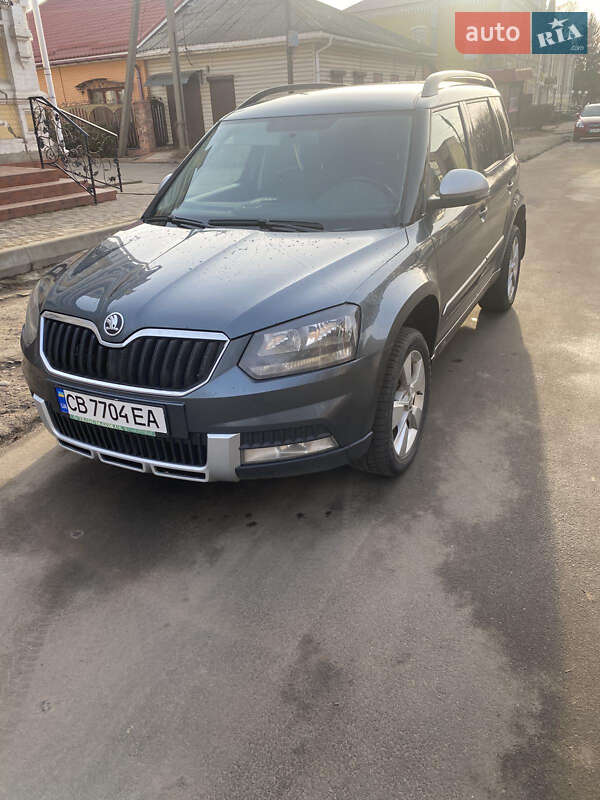Внедорожник / Кроссовер Skoda Yeti 2016 в 