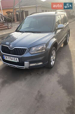 Внедорожник / Кроссовер Skoda Yeti 2016 в 
