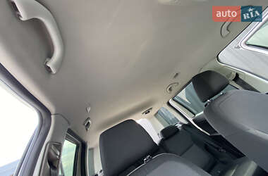 Позашляховик / Кросовер Skoda Yeti 2012 в 