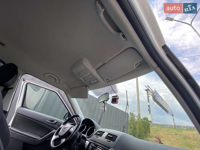 Позашляховик / Кросовер Skoda Yeti 2012 в Києві