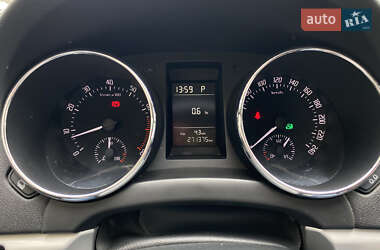 Позашляховик / Кросовер Skoda Yeti 2012 в 