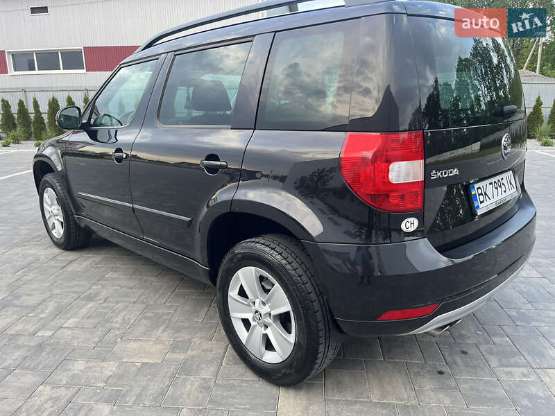 Внедорожник / Кроссовер Skoda Yeti 2013 в Луцке