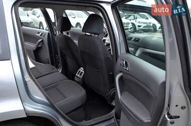 Позашляховик / Кросовер Skoda Yeti 2011 в 