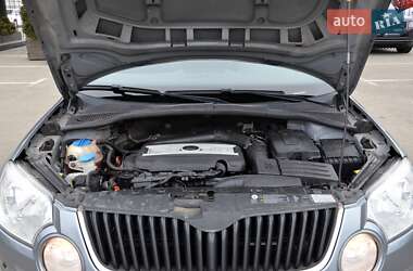 Позашляховик / Кросовер Skoda Yeti 2011 в 