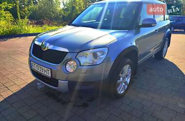 Внедорожник / Кроссовер Skoda Yeti 2011 в Надворной